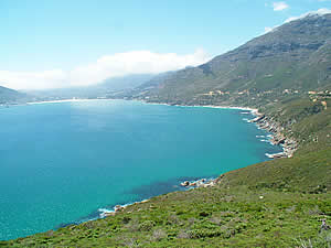 Chapmans Peak Drive is a corniche-style road which connects Hout Bay with points South.  Find Hout Bay Cape Town accommodation on our Hout Bay Cape Town accommodation page.