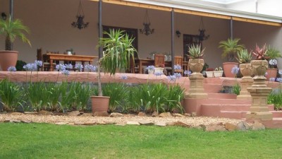 Ladismith Country House & Cottages Accommodation