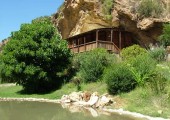 Makkedaat Caves Willowmore Accommodation Self Catering