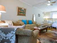angelica_garden_suite_at_morning_glory_cottages_colesberg.jpg