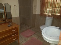 m_khoisan_bathroom_3.jpg
