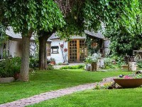 morning_glory_cottages_colesberg_accommodation_in_a_garden_setting.jpg