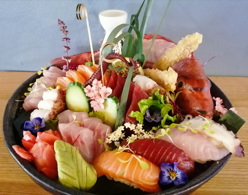 teppanyaki_sushi.jpg