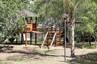 browns_manor_childrens_play_area.jpg